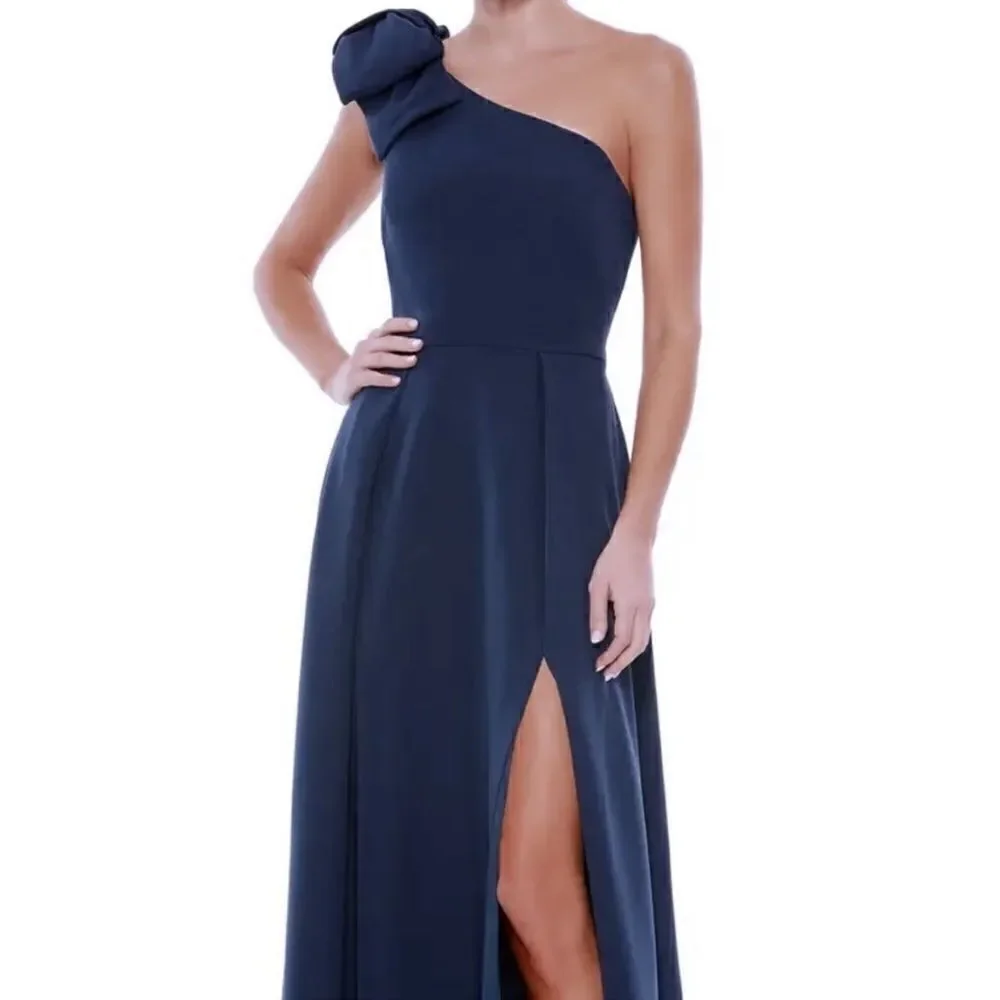 Mac Duggal ieena mac
